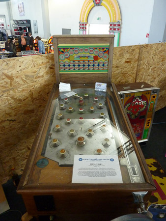 DMC-TZ7- 1/25 Sek. bei f / 3,3- 270