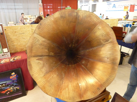 DMC-TZ7- 1/10 Sek. bei f / 3,3- 270