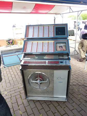 DMC-TZ7- 1/80 Sek. bei f / 3,3- 499
