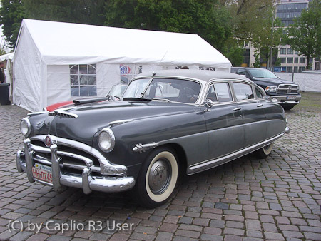 Caplio R3- 1/150 Sek. bei f / 3,9- 228