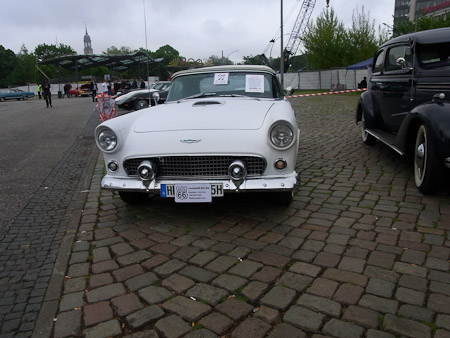 CX2- 1/400 Sek. bei f / 3,5- 228