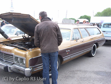 Caplio R3- 1/70 Sek. bei f / 4,2- 228