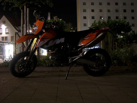 EX-Z700- 4,0 Sek. bei f / 3,0- 111