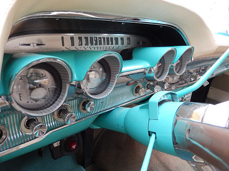 COOLPIX S9500- 1/30 Sek. bei f / 3,4- 214