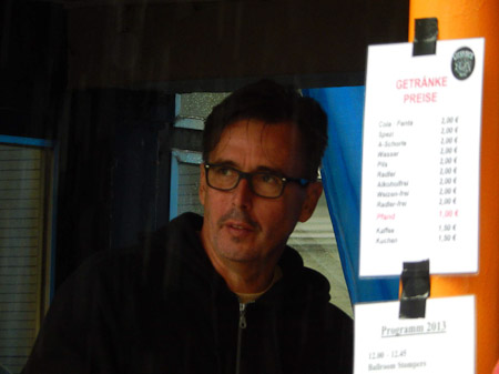 COOLPIX S9500- 1/25 Sek. bei f / 6,3- 214