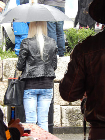 COOLPIX S9500- 1/80 Sek. bei f / 6,0- 214