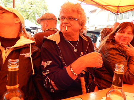 COOLPIX S9500- 1/50 Sek. bei f / 3,4- 214