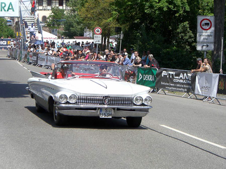 EX-Z700- 1/800 Sek. bei f / 5,2- 165