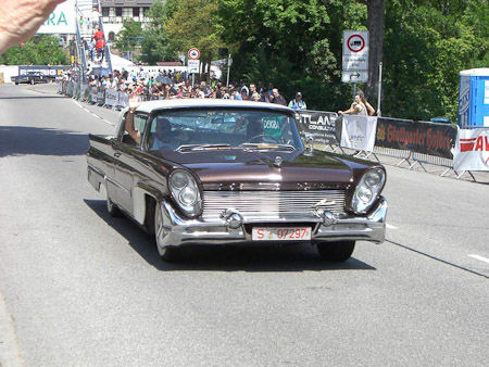 EX-Z700- 1/800 Sek. bei f / 4,1- 165