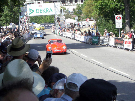 EX-Z700- 1/800 Sek. bei f / 5,2- 165