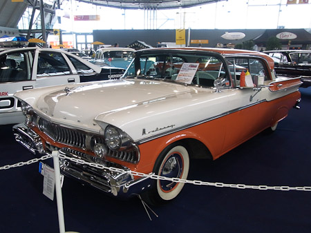 CX2- 1/75 Sek. bei f / 3,5- 51