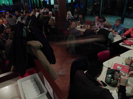 COOLPIX S9500- 0,6 Sek. bei f / 3,4- 39