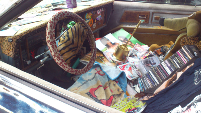 LT18i- 1/100 Sek. bei f / 2,4- 204