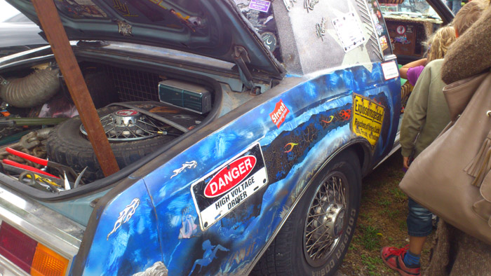 LT18i- 1/100 Sek. bei f / 2,4- 204