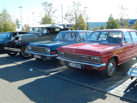 COOLPIX S9500- 1/400 Sek. bei f / 4,0- 224