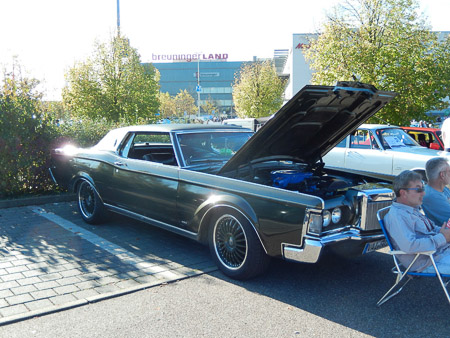 COOLPIX S9500- 1/250 Sek. bei f / 4,0- 224