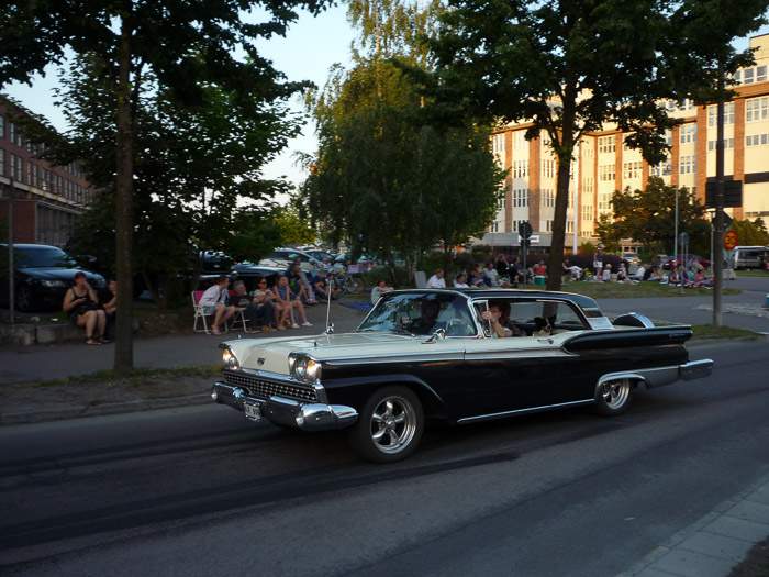 DMC-LZ8- 1/100 Sek. bei f / 3,5- 573