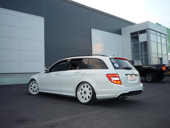 DMC-LZ8- 1/40 Sek. bei f / 3,3- 573