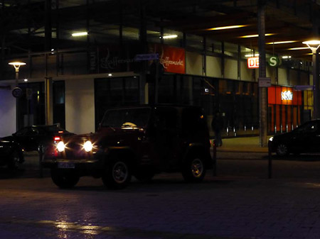 DMC-TZ31- 1/15 Sek. bei f / 4,8- 61
