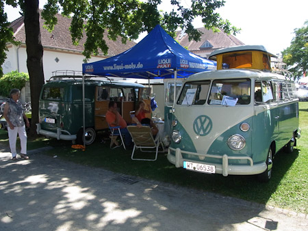 CX2- 1/750 Sek. bei f / 3,5- 47