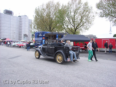 Caplio R3- 1/150 Sek. bei f / 3,3- 228