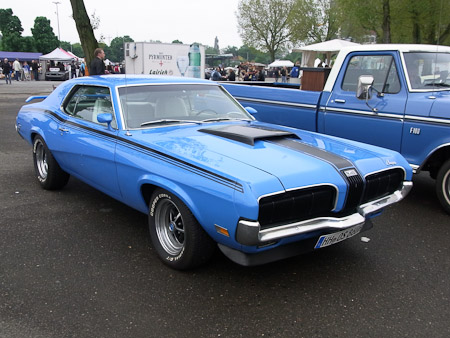CX2- 1/200 Sek. bei f / 3,7- 228