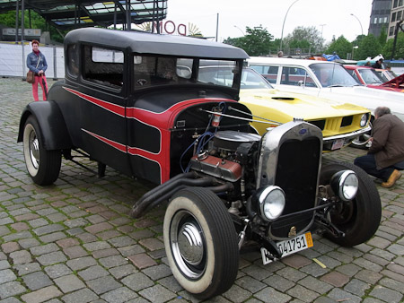 CX2- 1/230 Sek. bei f / 3,7- 228