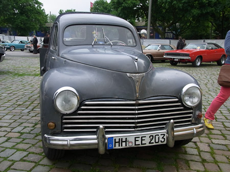 CX2- 1/270 Sek. bei f / 4,0- 228