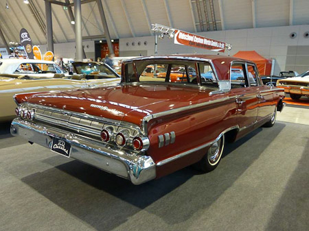 DMC-TZ31- 1/6 Sek. bei f / 3,3- 236