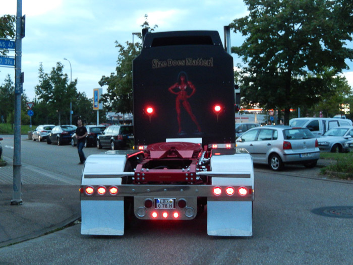 COOLPIX S9500- 1/13 Sek. bei f / 4,5- 183