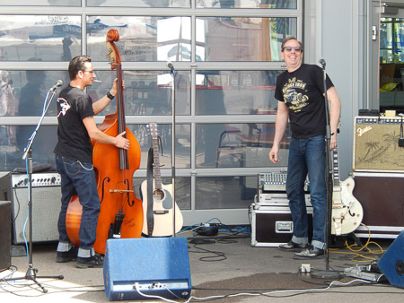 COOLPIX S9500- 1/100 Sek. bei f / 5,5- 72